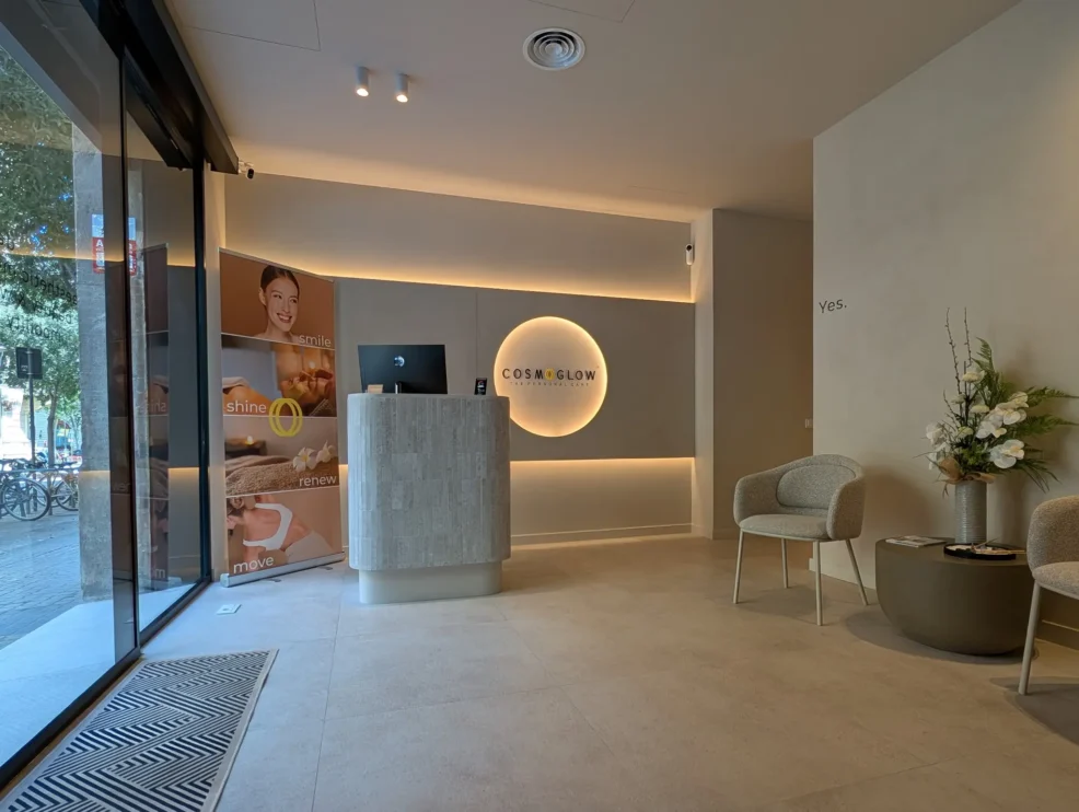 Servicios dentales en Barcelona - COSMOGLOW
