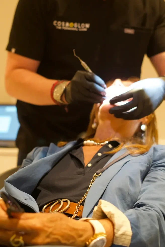 Gentle gum health assessment at COSMOGLOW focused on long-term oral health