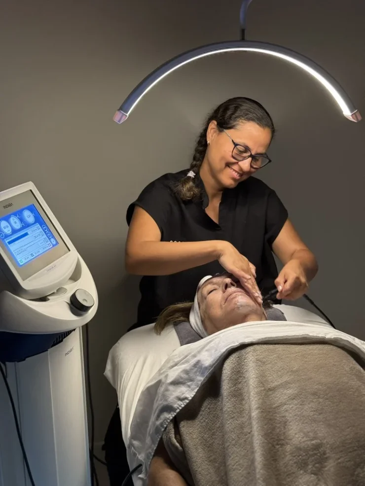 facial-treatment-INDIBA